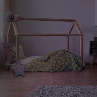 Obrázek produktu pro Fosforeskující polyesterová deka hvězdy 120 x 150 cm