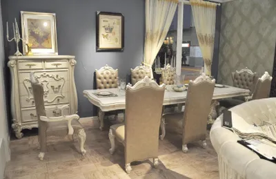 Produktbild von Königlicher Esstisch Tisch Holz Klassische Tische Barock Rokoko Esszimmer Holz