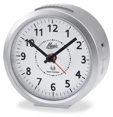 Analoge Wanduhr Kunststoff Silber, weißes Zifferblatt, beleuchtet, Ø 10 cm