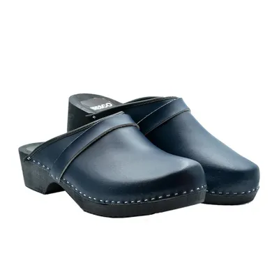 Produktbild von Damen-Holzclogs aus dunkelblauem Echtleder mit Riemen – Bequeme Holzpantoletten mit niedrigem Absatz 38