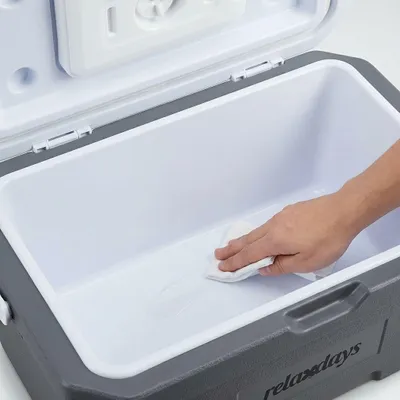 Obrázok produktu pre 15l izolovaný chladiaci box s ľadovým vreckom – biely/sivý