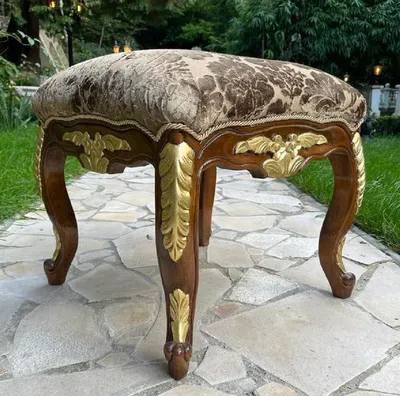 Pommpöös by Casa Padrino Harald Glööckler Luxus Barock Hocker