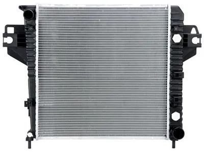 Obrázok produktu pre Chladič 3,7 l. Chladič chladiča chladenia Jeep Cherokee KJ 02-06