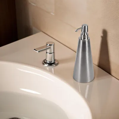 Großer Inhalt Edelstahl Seifenspender 800 ml - für das Badezimmer - Edelstahl Pumpseifenspender.