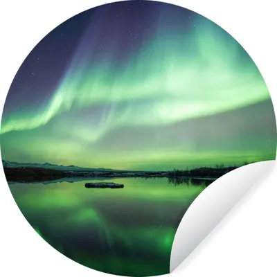 Produktbild von MuchoWow® Runde Wandtattoo - Wandsticker Tapete Aufkleber Nordlicht - See - Island - Grün - Wald - Schnee Ø 100 cm Selbstklebend und Repositionierbar - Wandaufkleber - Kreis - Tapetenkreis - Wandbild rund - Schlafzimmerdekoration - Wanddeko - runde Tapete - Kunst für zu Hause