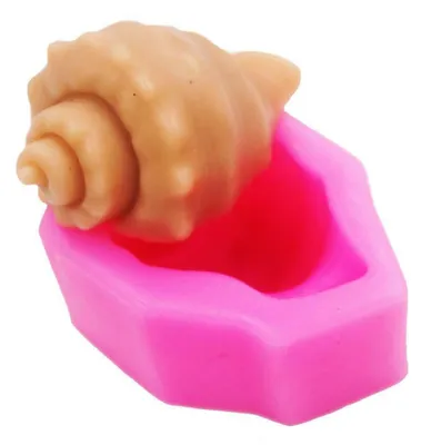 Image de Moulette en silicone en forme de coquillage, rose, dimensions 9x7x4,5 cm. Résistante à la chaleur, de -40°C à +230°C