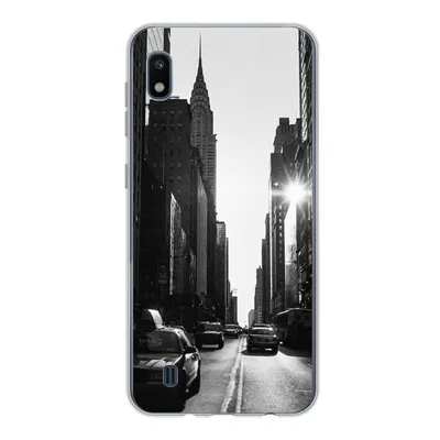 Produktbild von MuchoWow® Handyhülle Schutzhülle Hülle für Samsung Galaxy A10 Eine ruhige Straße in New York in Schwarz und Weiß Silikon Softcase Handy Hülle - Schutzhülle