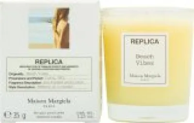 Produktbild von Maison Margiela Beach Walk Scented Candle 35g