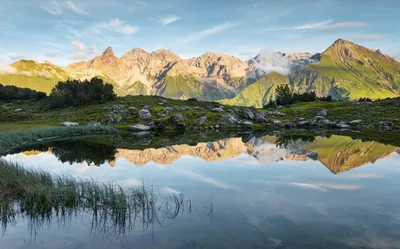 Produktbild von Sanders & Sanders Fototapete Landschaft Grün und Blau 450 x 280 cm