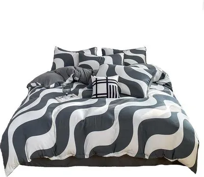 Produktbild von Polyester-Bettwäsche-Set mit Klettverschluss - weiß schwarz - Golfmuster - 1 x Bettwäsche 180x220 cm + 1 x Laken 230x230 cm + 2 x Kissenbezüge