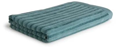 Zdjęcie produktu dla Ręcznik pod prysznic Möve Monochrome Stripes, wykonany z weluru, o wymiarach 67 x 140 cm, skład: 80% bawełna / 20% wiskoza