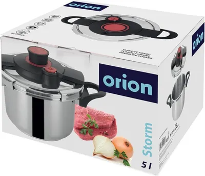 The image shows the packaging of a pressure cooker, with a picture of the product and some ingredients.