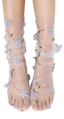 Produktbild von 1 Paar elegante, transparente Nylon-Socken mit floraler Spitze, ideal als Fotorequisite