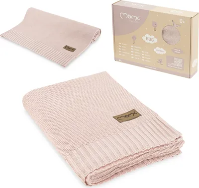 Imagen del producto de Momi Hug Rosa, manta para cuna, 80 x 110 cm, modelo AKCE00058
