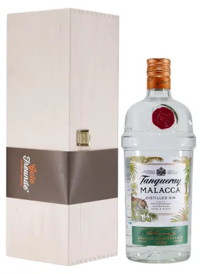 Produktbild von Tanqueray Malacca Gin mit Geschenk-Holzkiste