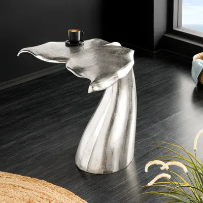 Produktbild von riess-ambiente Design Beistelltisch WILDLIFE Walflosse 60cm silber Metall Couchtisch Tisch