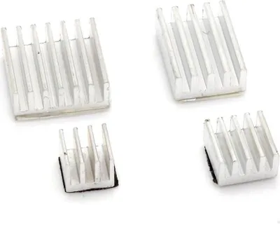 Produktbild von 4 teiliges Kühlkörper Set für Raspberry Pi 4, silber