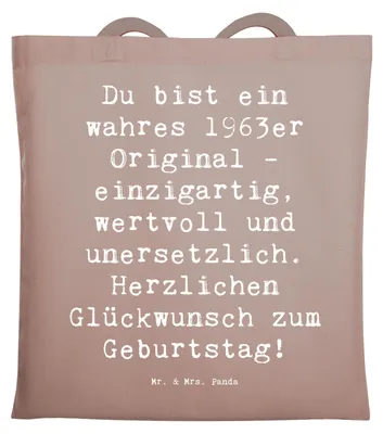 Produktbild von Mr. & Mrs. Panda Jutebeutel Spruch 1963 Geburtstag - Braun Pastell - Geschenk, Geburtstagsgeschenk, Alter, Happy Birthday, Tasche, Geburtsjahr, wertvoll, Tote Bag, feiern