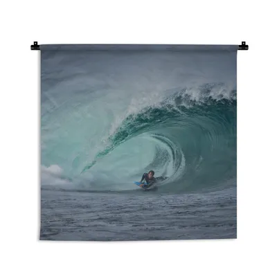 Produktbild von MuchoWow® Wandteppich Wandbehang Surfer in großer Welle 90x90 cm Tapisserie Dekoration Wandtuch - Wandaufhänger