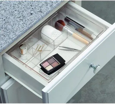 Obrázok produktu pre Uniqoos® Priehľadné, výsuvné organizéry do zásuviek na make-up a kozmetiku, nastaviteľné, rozmer 28,6–47,0 × 19,7 × 3,2 cm, plast bez obsahu BPA