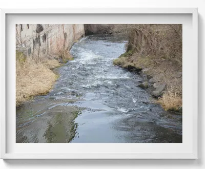 Produktbild von Tasovice Fluss Dyje Moravia– Wandbild mit Rahmen – Gerahmtes Bild  – Wanddekoration – 80x60 cm –  Weiß Rahmen