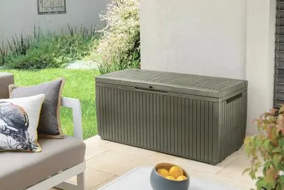Produktbild von Aufbewahrungsbox Keter Springwood 305 l inkl. Sitzgelegenheit 123 x 53,5 x 57 cm grün