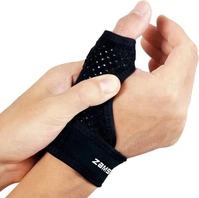 Produktbild von Zamst Thumb Guard Daumenbandage - M - Universal - Schwarz