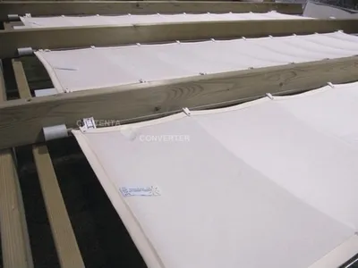 Zdjęcie produktu dla Osłona przeciwsłoneczna z zaciskiem sznurkowym, bez sznurka Floracord, PES 140 g/m², biała 220x96 cm