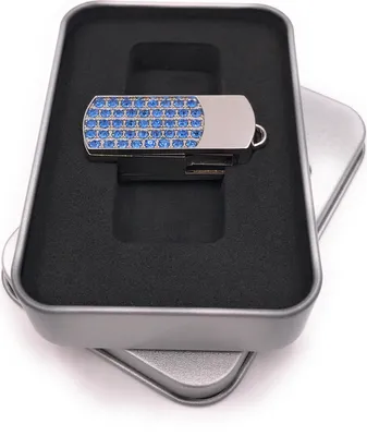 Produktbild von Onwomania Box aufklappbar Anhänger silber pink Glitzer Strass USB Stick in Alu Geschenkbox 32 GB USB 3.0
