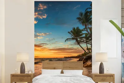 Produktbild von MuchoWow® Fototapete für Wohnzimmer oder Schlafzimmer Wandtapete Vinyl Motivtapete Strand - Sonnenuntergang - Meer - Palme - 155x240 cm - Tapete