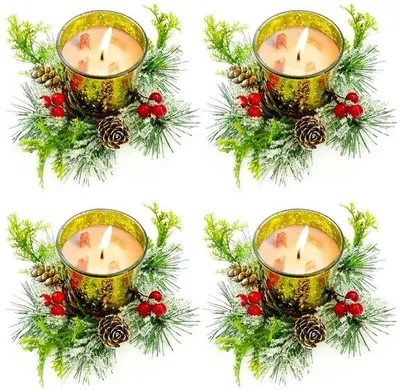 Produktbild von Yuragim Teelichthalter, Weihnachtsdeko, Windlicht, Glas, Kerzenhalter-Set aus 4 Teelichthaltern, Teelichthalter, Kerzenhalter, Votivkerzenhalter mit roten Beeren und Tannenzapfen, geeignet für Advents- und Weihnachtsdekoration, Tischdekoration