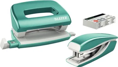 Produktbild von Schreibtisch-Set Nexxt Wow Heftgerät+Locher eisblau Packung mit 6 Stück