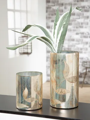 Produktbild von Gilde Windlicht, zylindrisch, Bosque, Blattmotiv, Glas, silberfarben, VE 2, D. 15 cm Höhe: 20.00 cm Durchmesser: 15.00 cm 51146