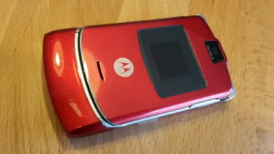 Produktbild von Motorola RAZR V3 Klapphandy Rot