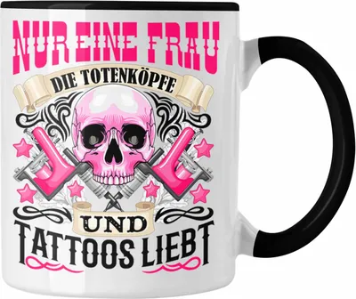 Produktbild von Trendation - Totenköpfe und Tattoos Tasse Frau Geschenk Tattoowierte Frau Tatoo (Schwarz)