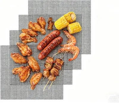 Produktbild von Famanu Grillmatten Set - Antihaft, Wiederverwendbar, 4-teilig (36 x 42 cm)