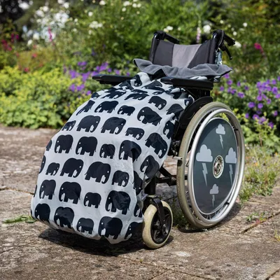 Productafbeelding van Rolstoelhoes - Fleece deken - Bescherming Buiten - Waterdicht Fleece - XL Maat - Olifant