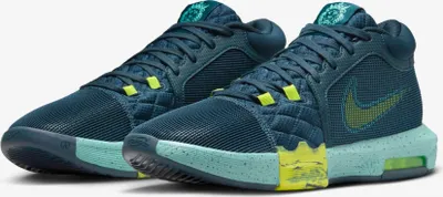 Zdjęcie produktu dla Buty Sportowe Nike Lebron Witness Viii Fb2239 402 R-40