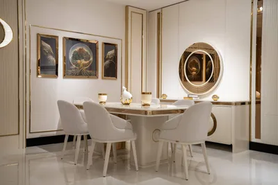 Produktbild von Elegantes Esszimmer-Set in Beige mit Holz Tisch und Stühlen