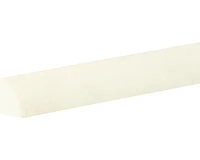 Obrázek produktu pro Podlahová lišta Skandor SK005 Pro-Flex plastová 2400 x 15 x 15 mm bílá