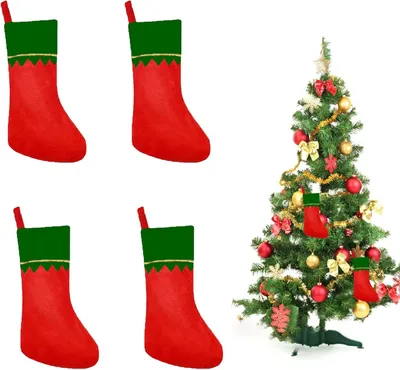 Produktbild von 4er-Set Weihnachtssocken mit Kaminmotiv in Grün und Rot