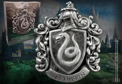 Obrázok produktu pre Noble Collection Harry Potter Nástenná dekorácia Slytherin House Crest 21 x 28 cm NOB7744
