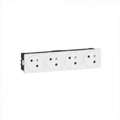 Image de Quadruple prise avec terre Mosaic, LEGRAND, blanc