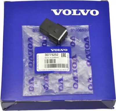 Obrázok produktu pre VOLVO V70 XC60 XC70 Konektor USB 30775252 OE