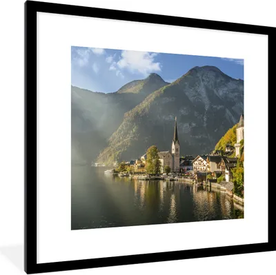 Produktbild von MuchoWow® Gerahmtes Poster Die Sonne scheint auf Hallstatt in Österreich 40x40 cm - Poster mit Schwarzem Bilderrahmen Wandposter Rahmen Foto Bilder - Poster - Plakat im Rahmen