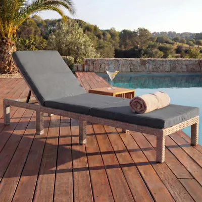 Immagine prodotto di Lettino in poly-rattan HWC-A51, lettino relax da giardino ~ Grigio base, cuscini grigio scuro