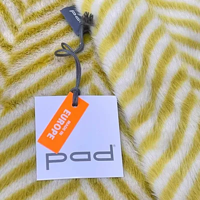 Produktbild von pad Kissenhülle Zella 35 x 60 cm yellow gemustert mit RV Polyester Felloptik
