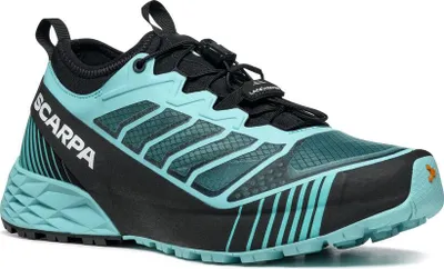 Trailrunning-Schuhe "Ribelle Run Wmn" von Scarpa in Schwarz und Türkis mit rutschfester Sohle.