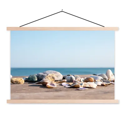 Produktbild von MuchoWow® Textilposter Muscheln - Strand - Meer - Sommer - Sonne 60x40 cm mit holzfarbenen Rahmen - Bilder