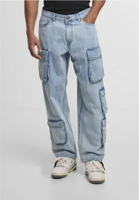 Imagen del producto de Urban Classics: Pantalón cargo vaquero con múltiples bolsillos, color azul claro lavado, talla 31